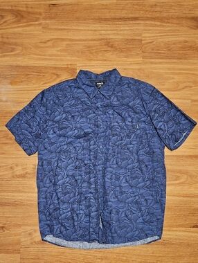 Hurley XL Navy Blue Floral Short-Sleeve Button-Down Shirt